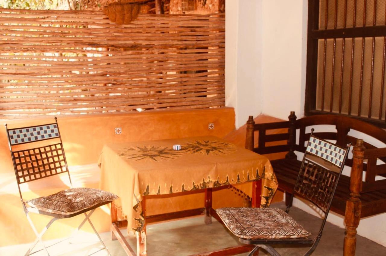 Guest house Casa Umoja
